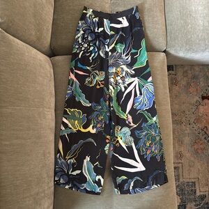 H&M Black Floral Patterned Pants